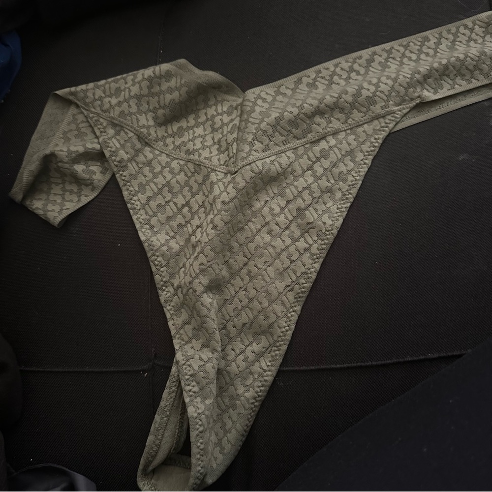 Skims Thongs NWT Bundle (3 pairs) Size 3X - Picture 2 of 8